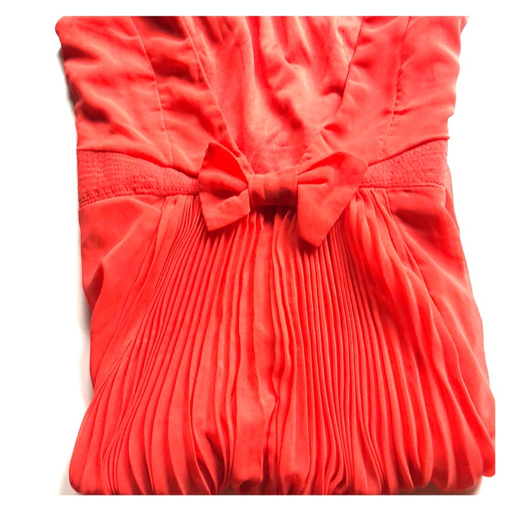 NWT Coral V-Back Bow Dress